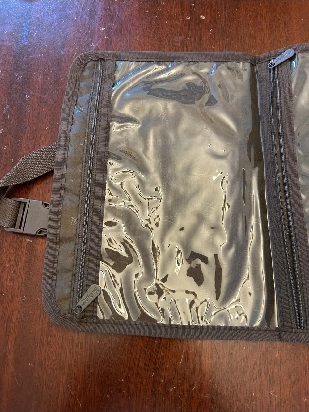 Thirty-one brown white floral make up organizer NWOT